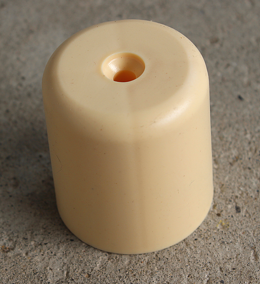 Plastikfod Ø40x45 mm, beige